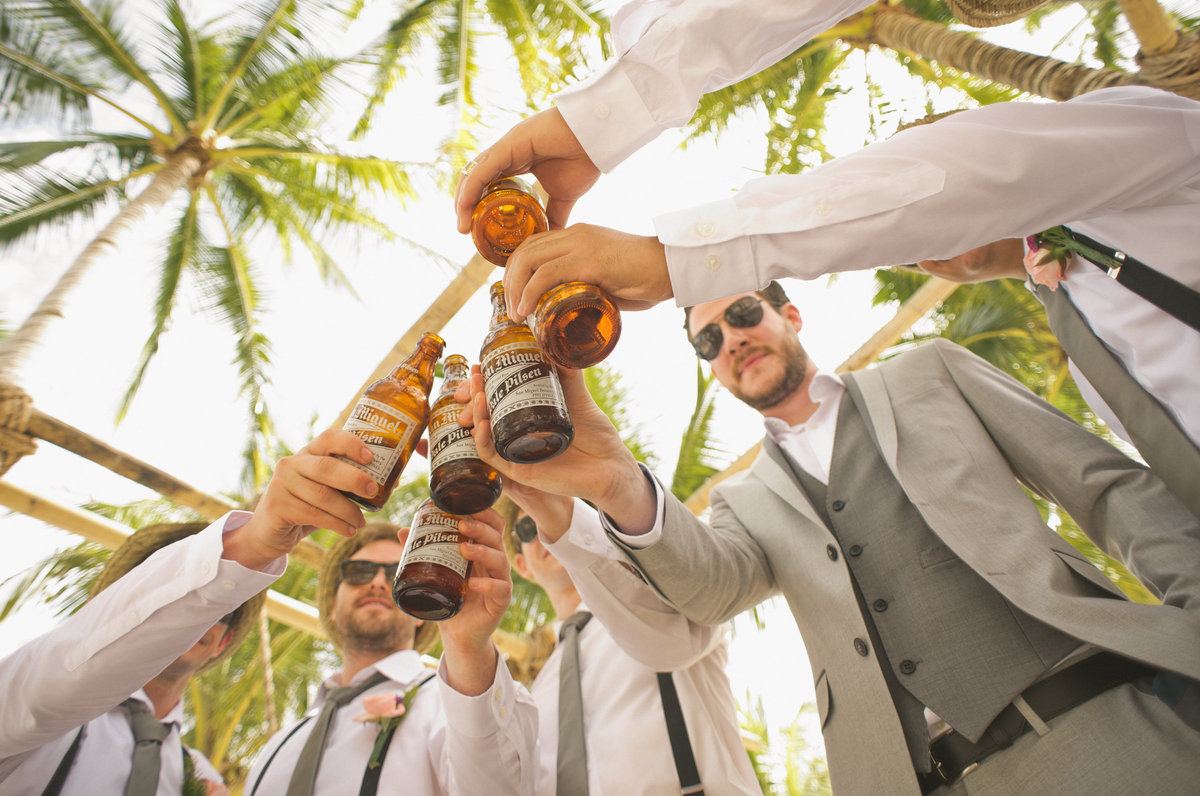 Hire an event bartender for professional bar service at your party